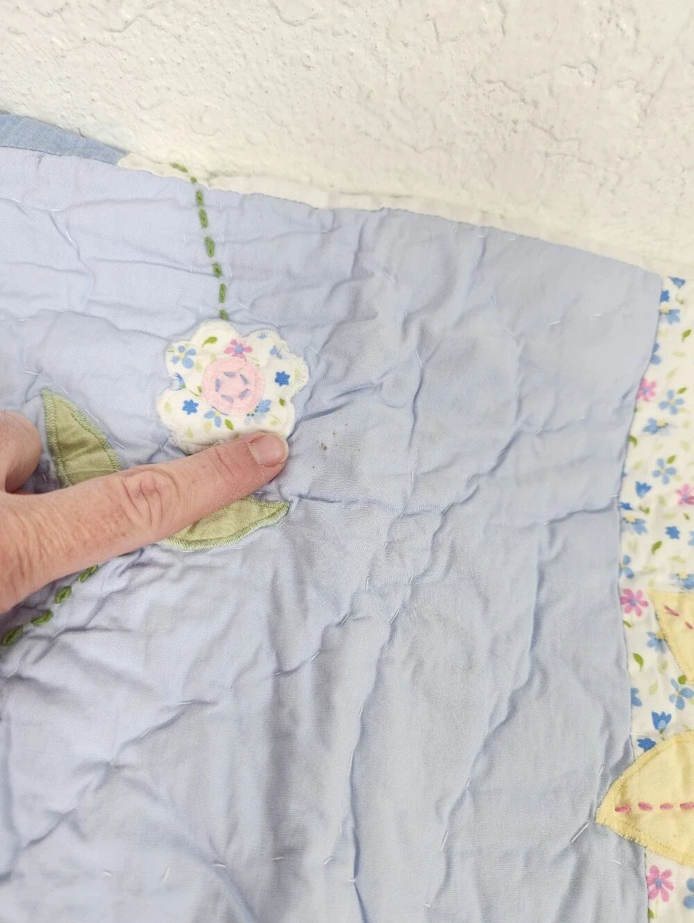Pottery Barn Kids Vine Patchwork Crib/ Toddler Quilt 50x36 NOS Floral *Flaw*